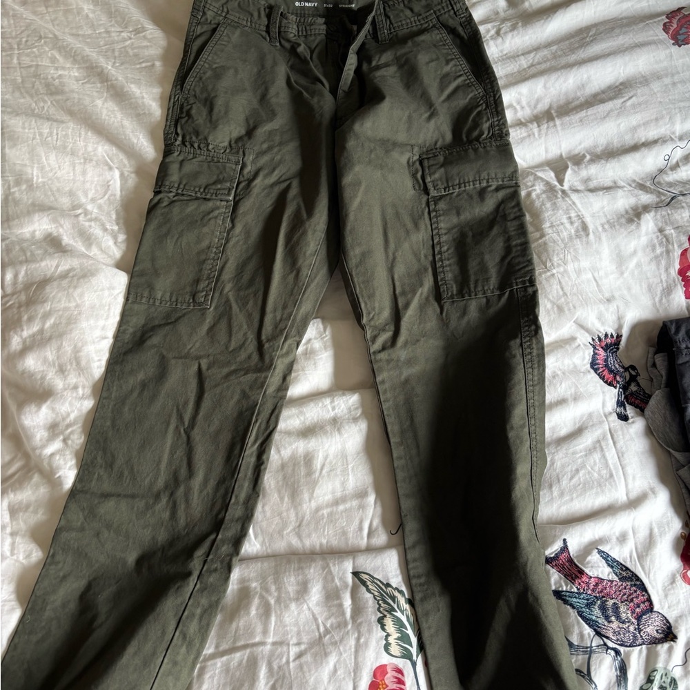 Old Navy Men's Dark Green Cargo Pants